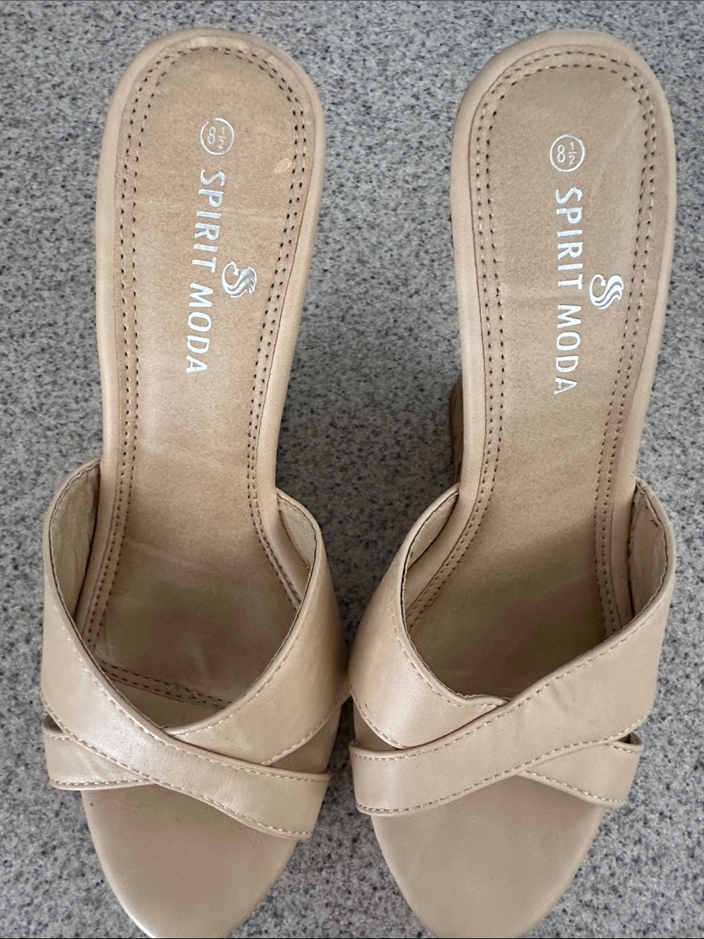 NWOB Spirit Moda Beige Cork Wedge Mules - Picture 4 of 4